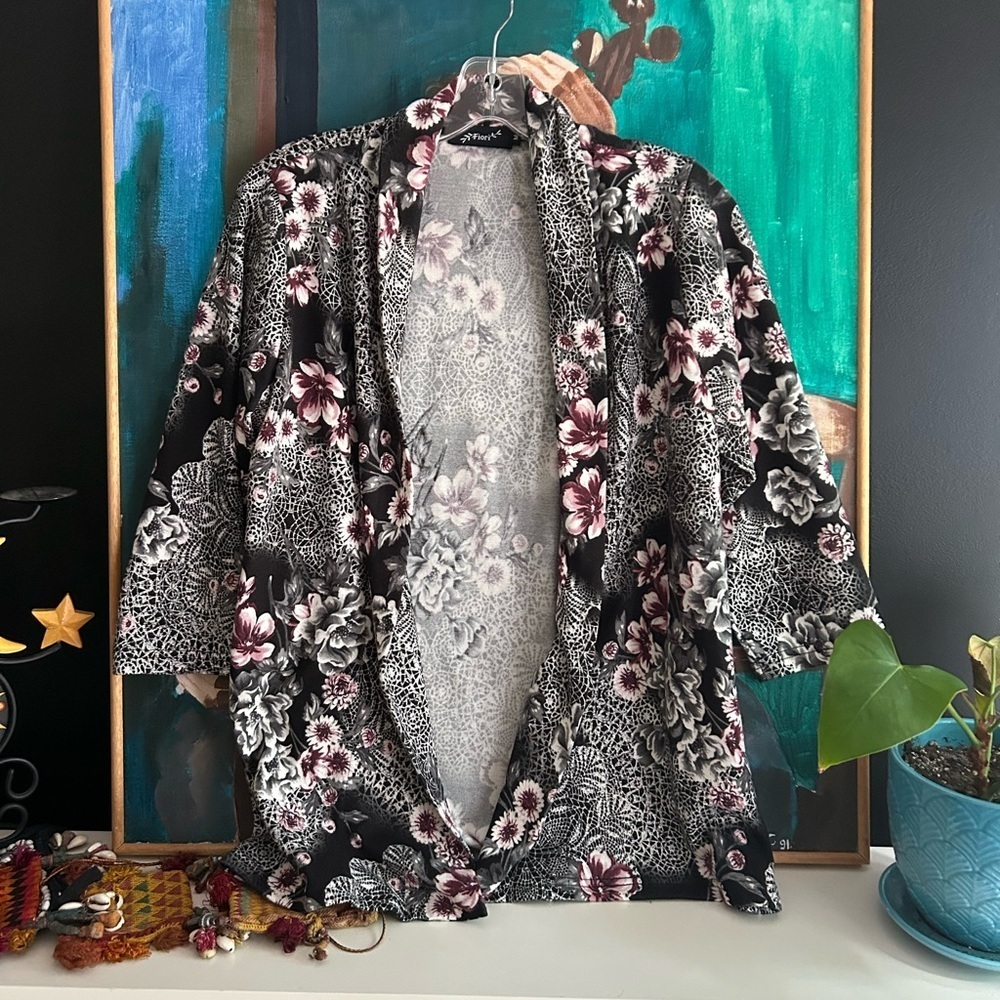 Floral Open-Front Cardigan - Black and Pink - Picture 3 of 16